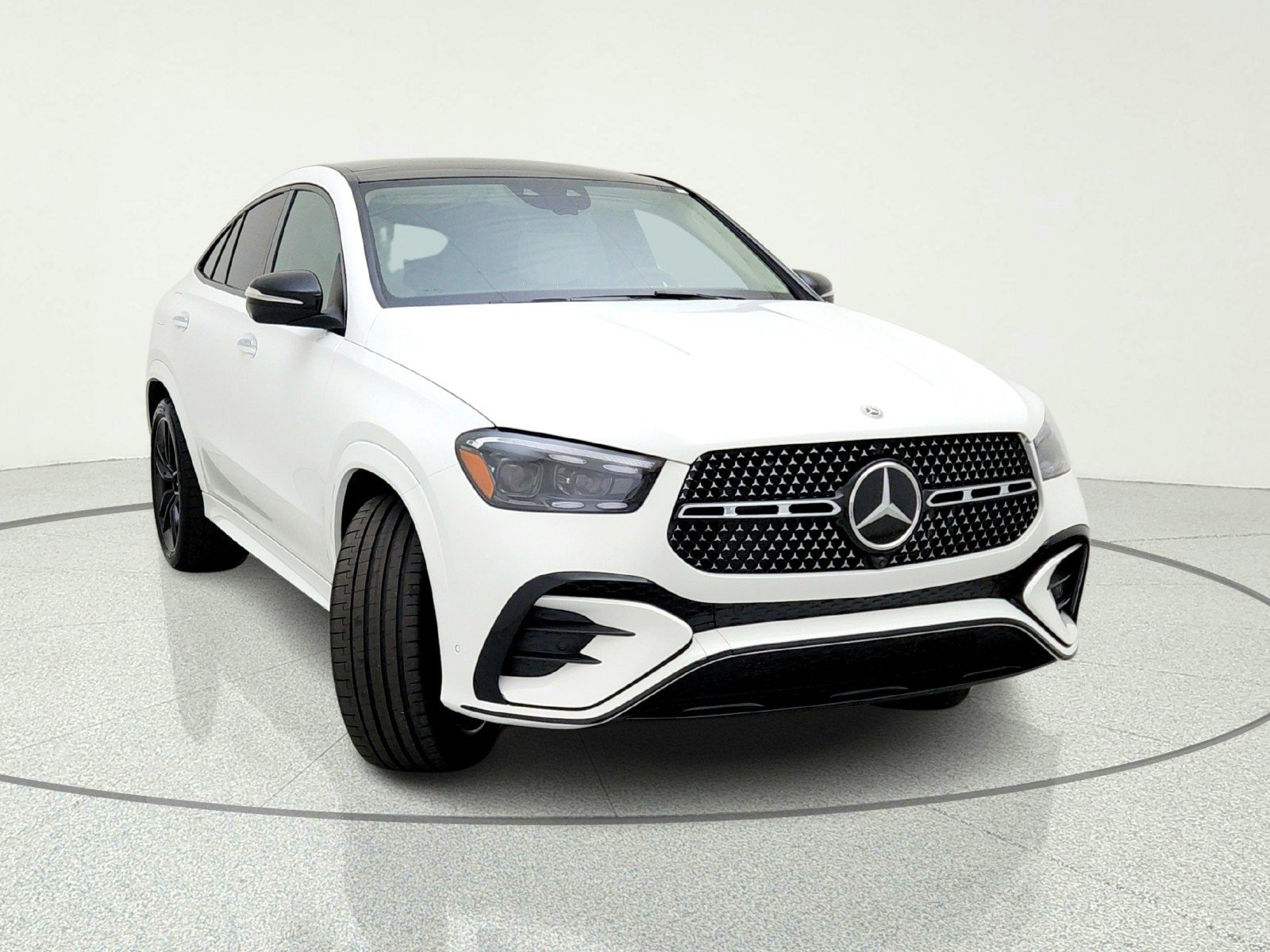 Certified Used 2026 Polar White Mercedes-Benz GLE 450 image 4