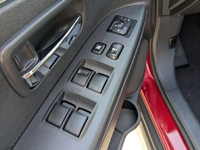 Used 2025 Red Mitsubishi 2.0 LE image 20