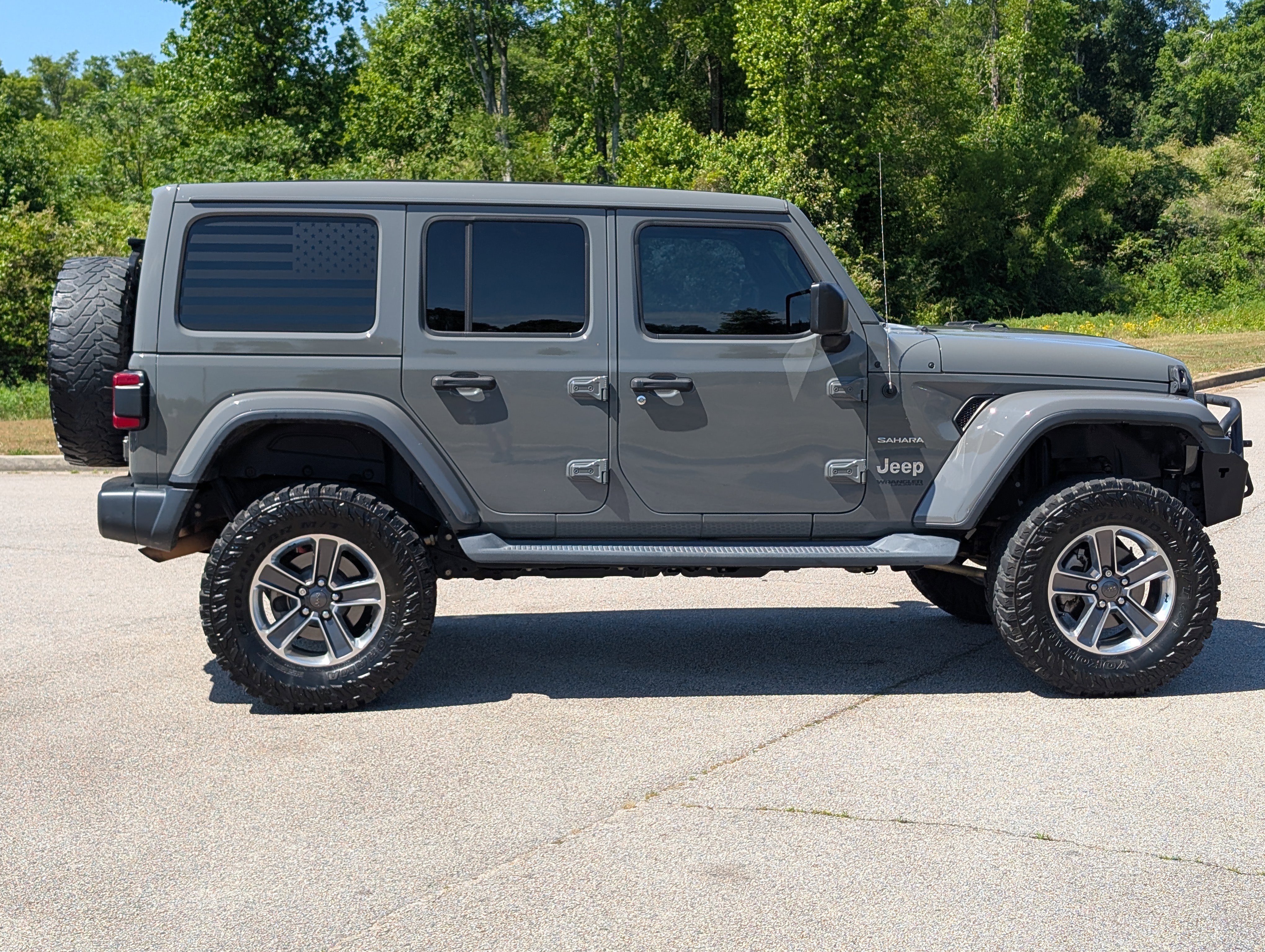 Used 2020 Sting-Gray Clearcoat Jeep Sahara image 7