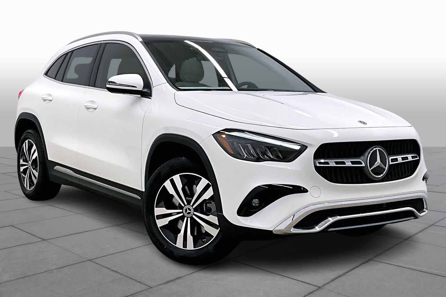New 2026 Polar White Mercedes-Benz GLA 250 image 2