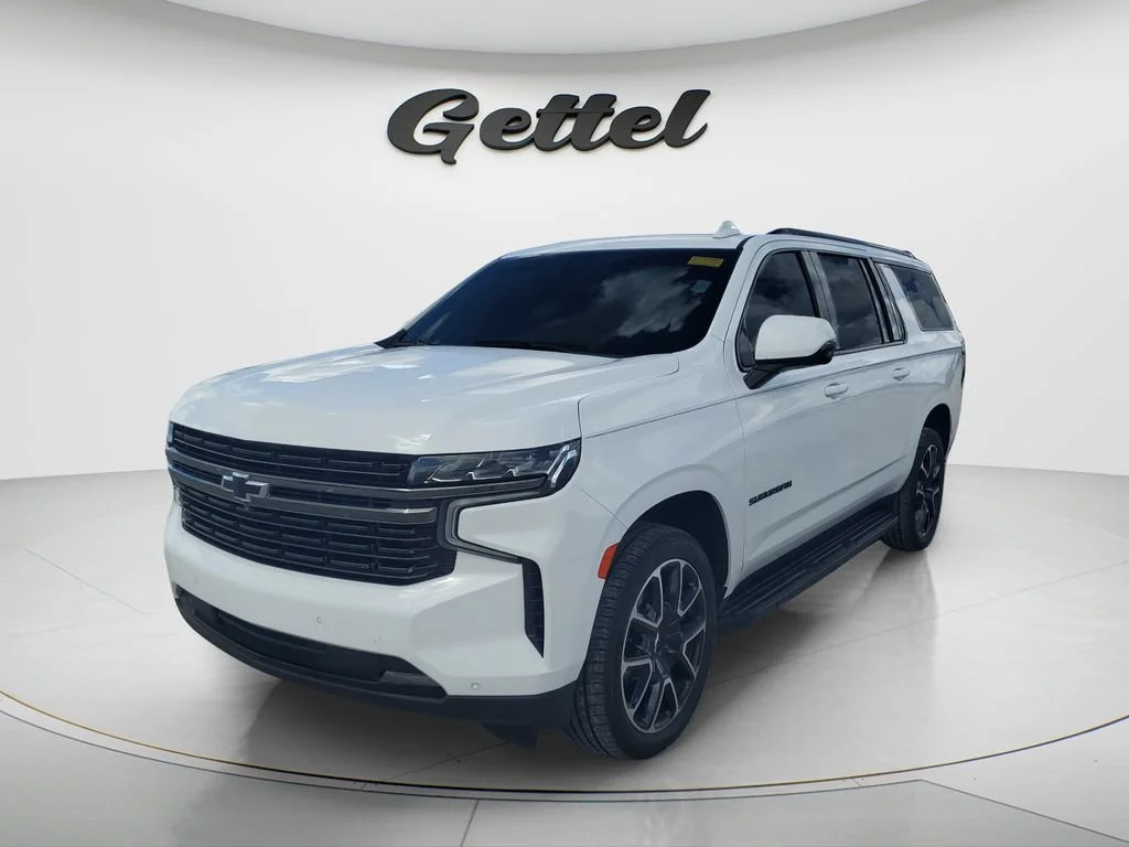 Used 2021 SUMMIT WHITE Chevrolet RST image 1