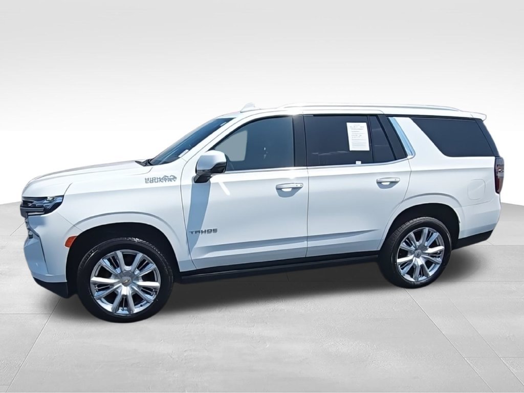 Used 2021 White Chevrolet High Country image 4