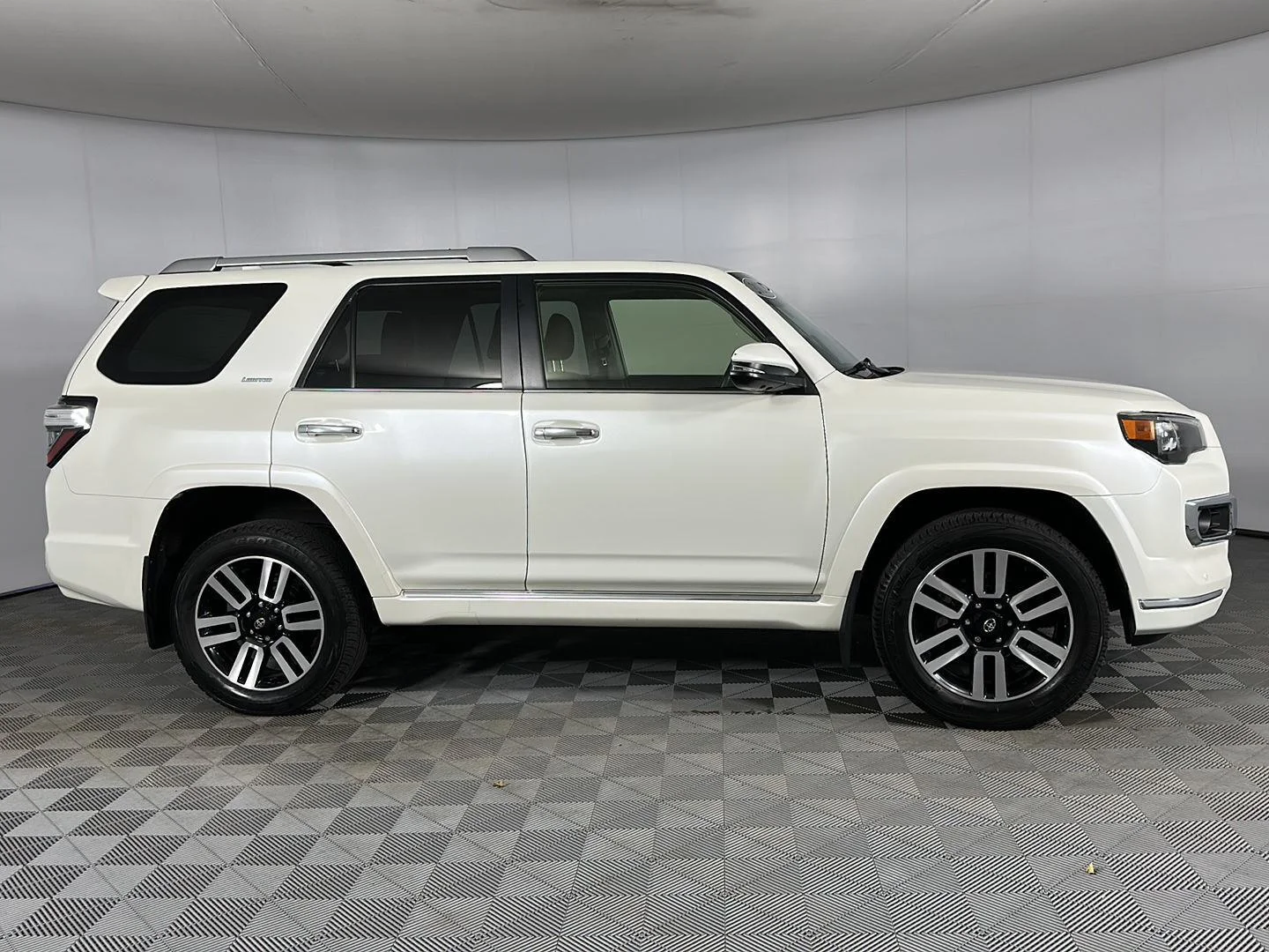 Used 2023 Blizzard Pearl Toyota Limited image 22