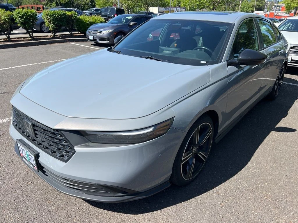 2023 Honda Accord Hybrid Sport's photo