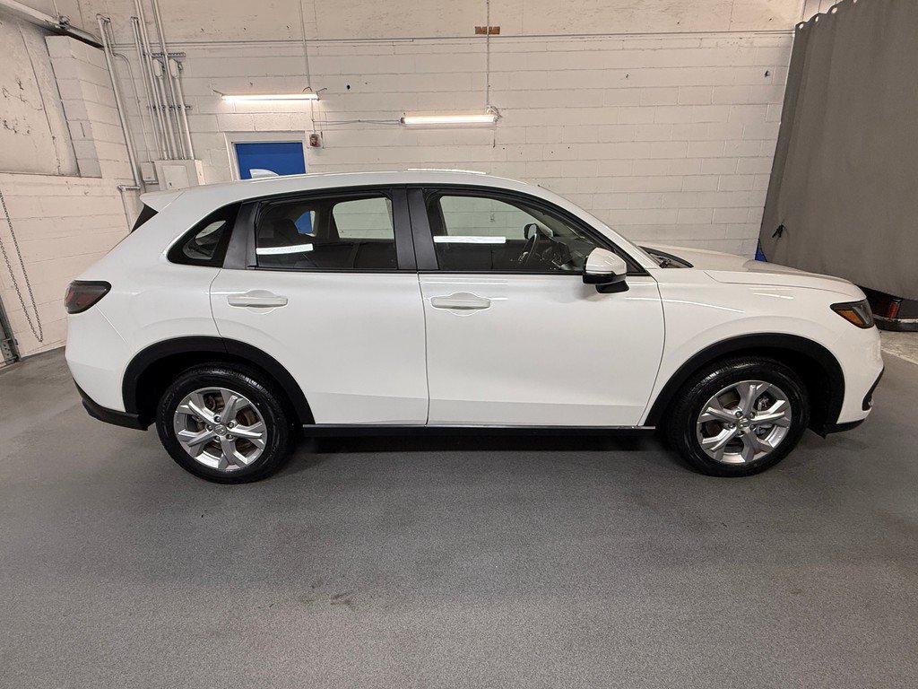 Used 2024 Platinum White Pearl Honda LX image 15