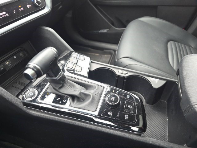 Used 2023 Glacial White Pearl Kia SX-Prestige image 27