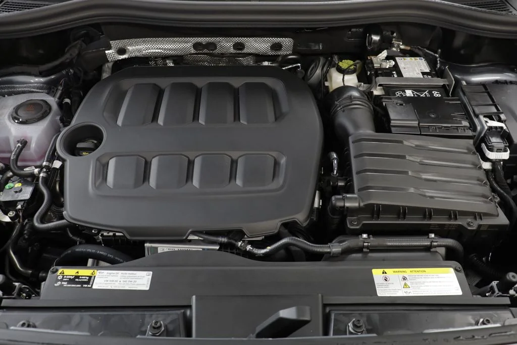 New 2026 Platinum Gray Volkswagen 2.0T S image 23