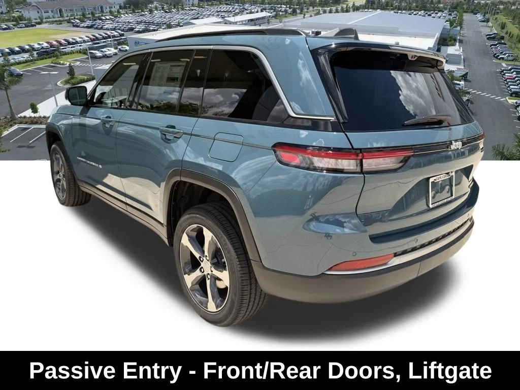 New 2026 Steel Blue Exterior Paint Jeep Limited image 6