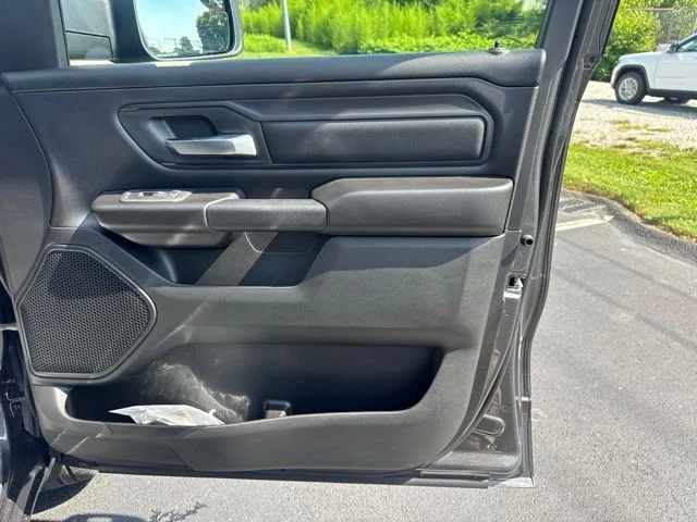 New 2026 Granite Crystal Metallic Clear-Coat Exterior Paint RAM Express image 9