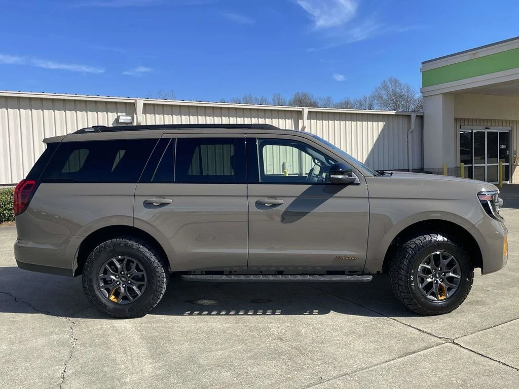 New 2026 Marsh Gray Ford Tremor® image 2