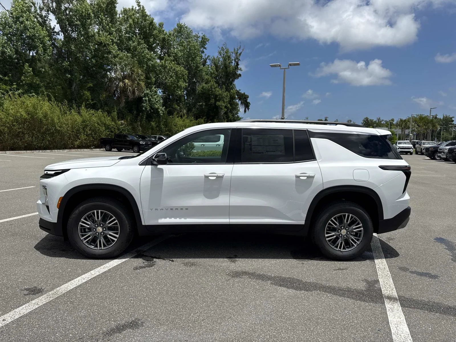 2026 Chevrolet Traverse LT - Photo 6