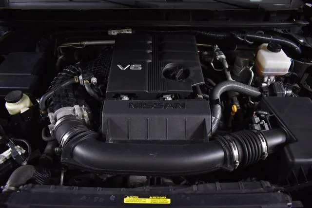 Used 2022 Black Nissan PRO-4X image 21