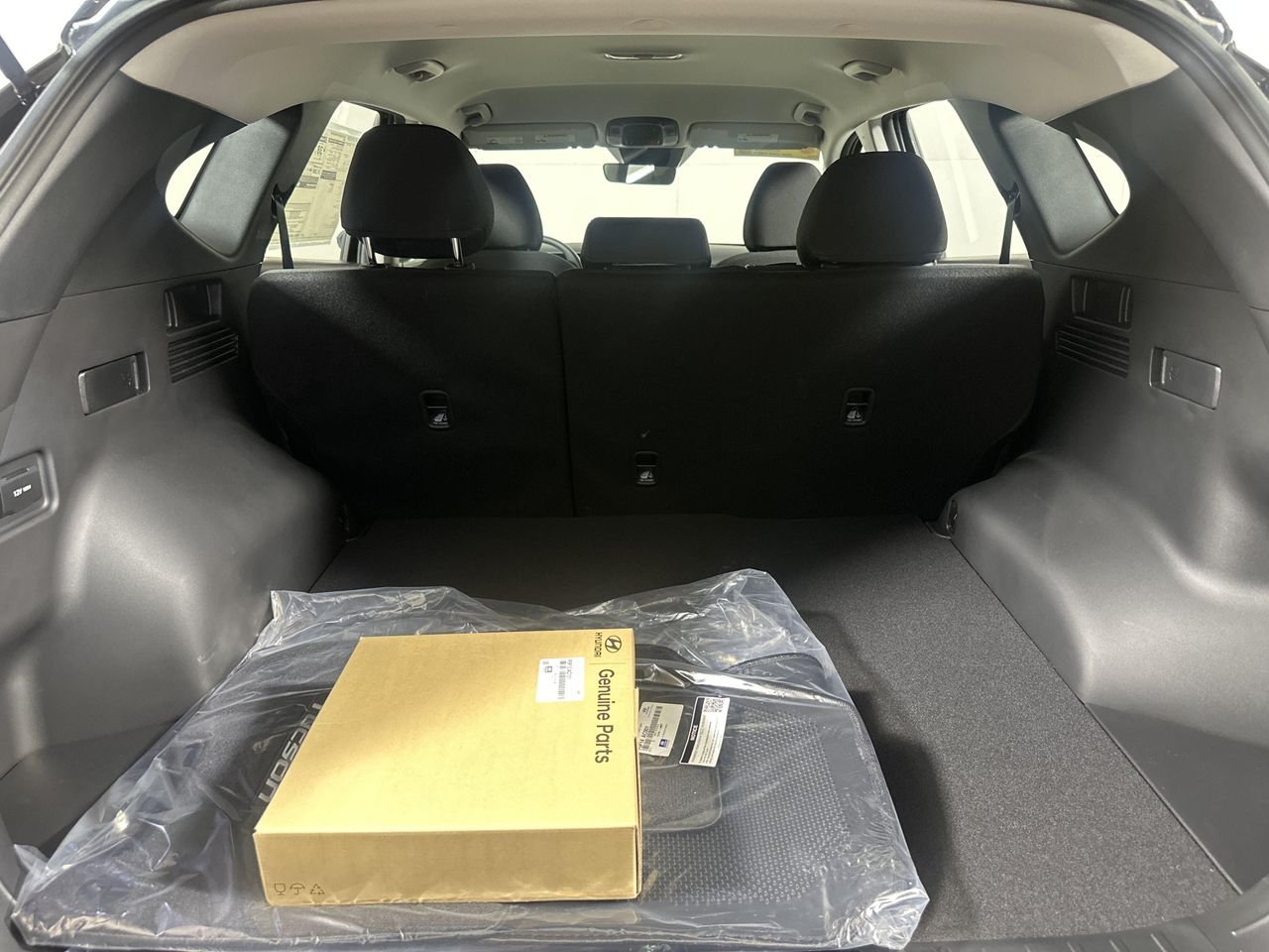 New 2026 Ash Black Hyundai Blue SE image 22