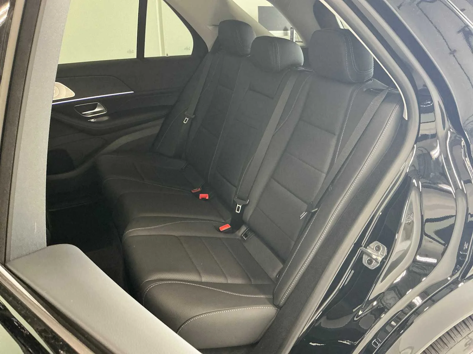 New 2026 Black Mercedes-Benz GLE 450 image 14