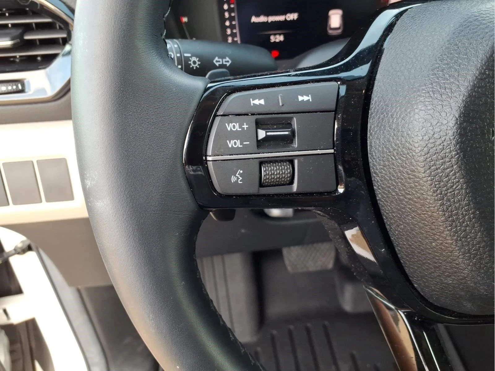 Used 2026 Platinum White Pearl Honda RTL image 22