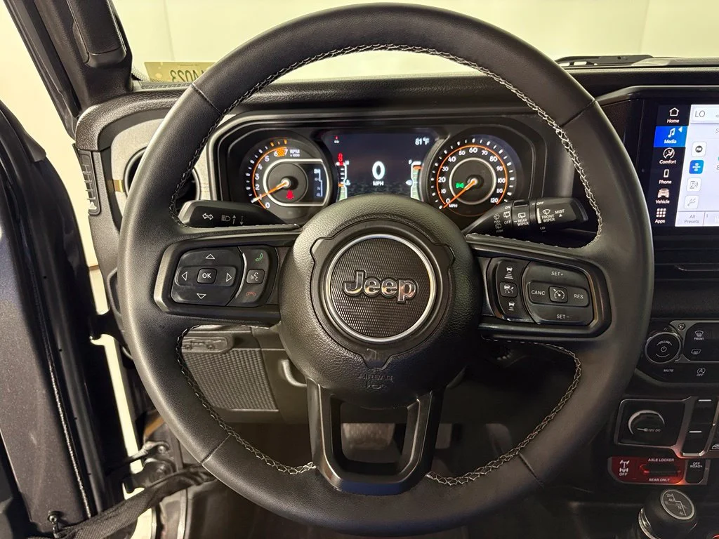 Used 2025 Gray Jeep Willys image 18