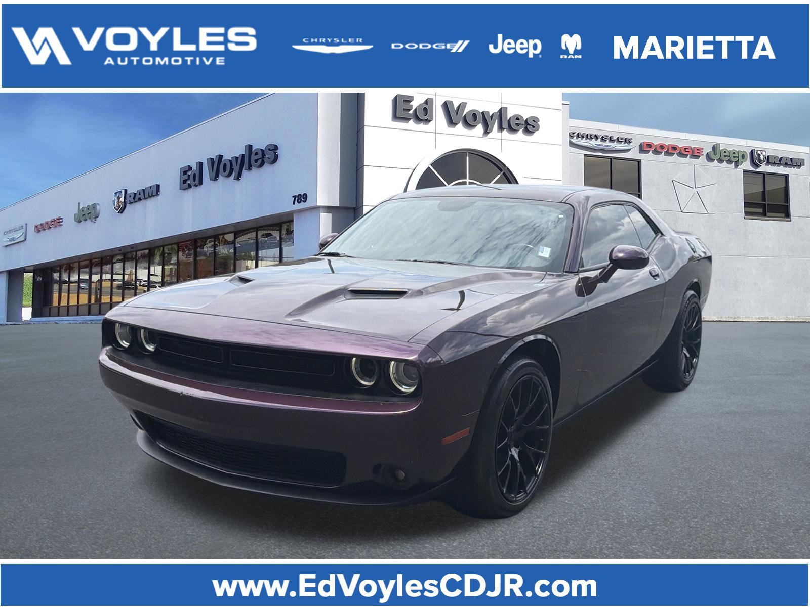 2021 Dodge Challenger SXT Auto's photo