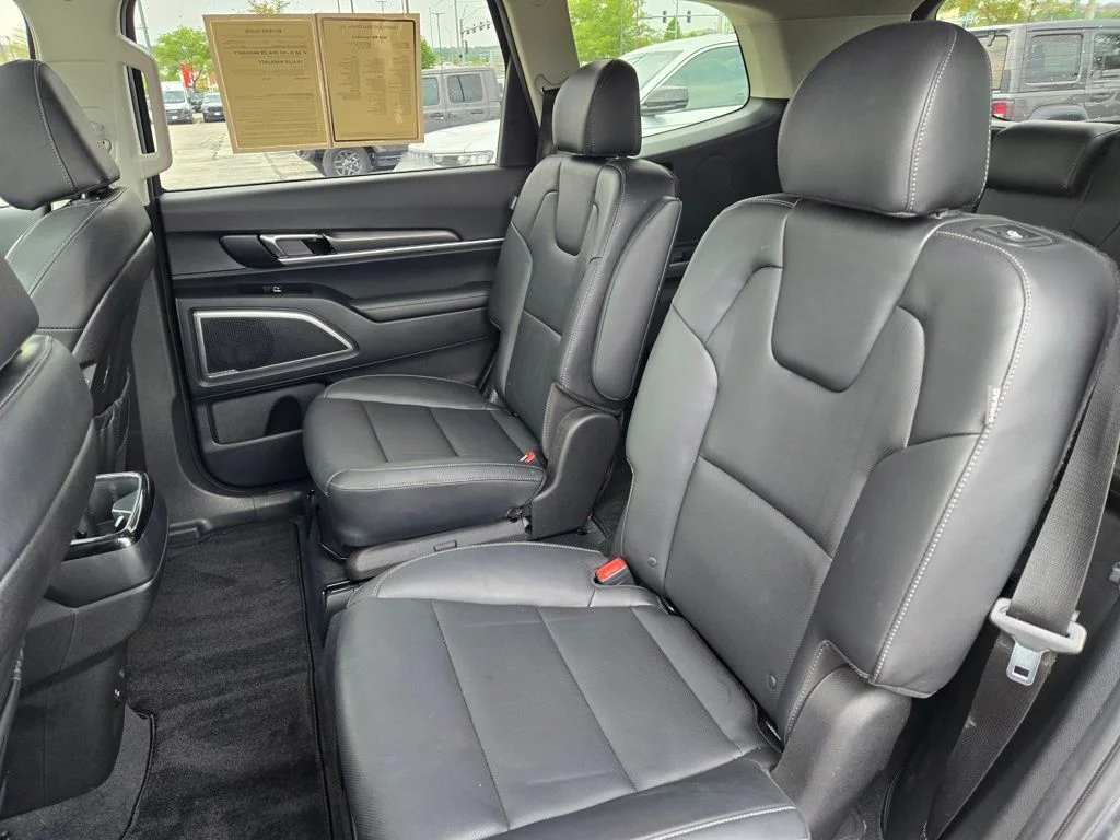 Certified Used 2024 Gray Kia S image 29