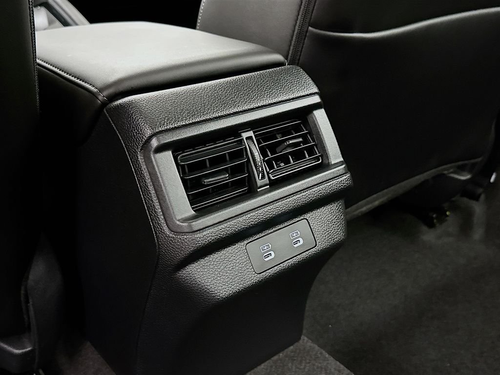 New 2026 Urban Gray Pearl Honda Touring image 26