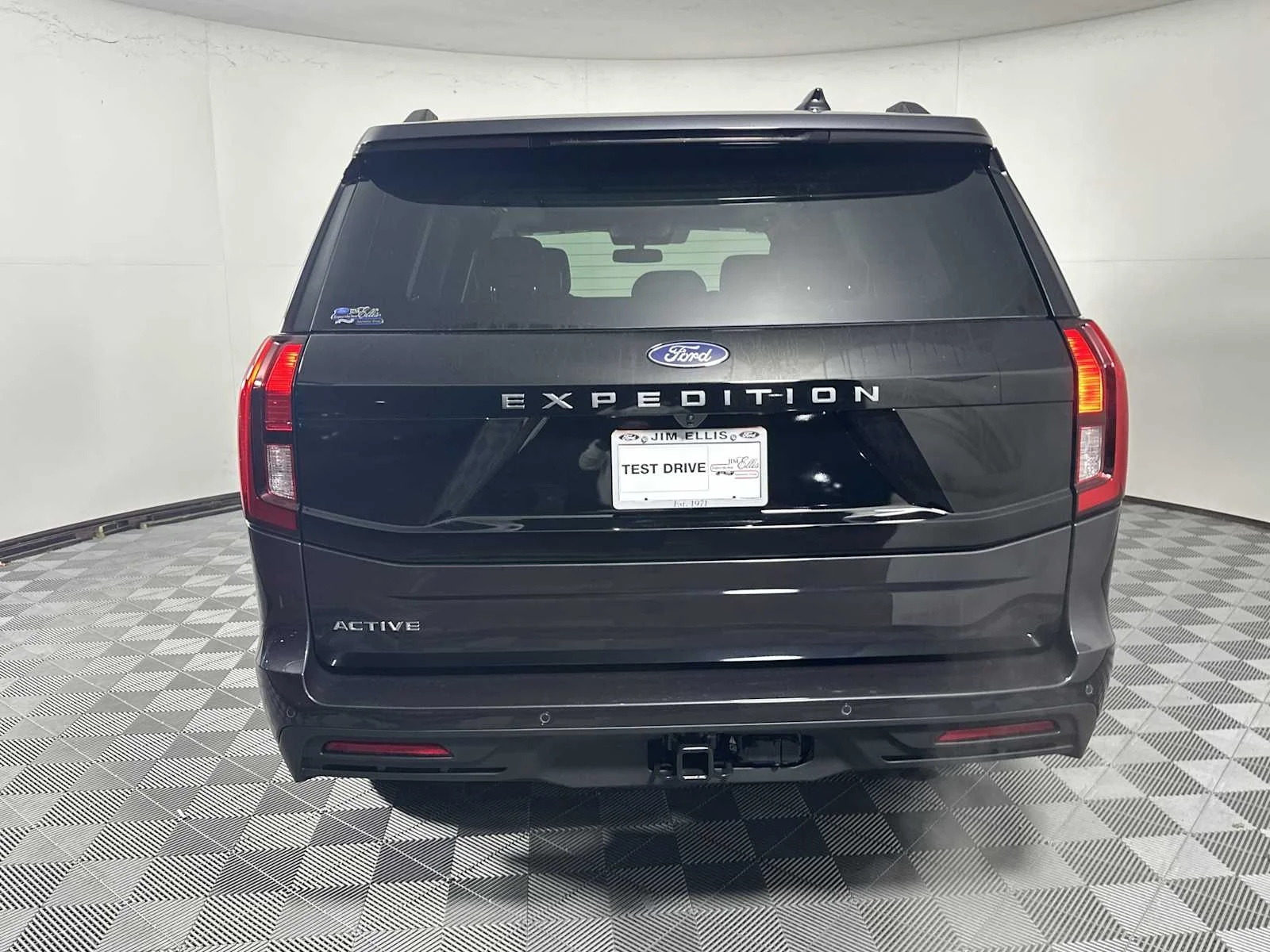 New 2026 Dark Matter Gray Ford Active image 7