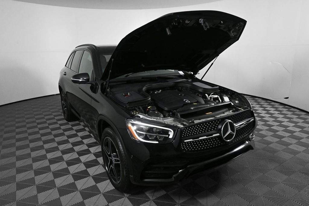 Used 2022 Black Mercedes-Benz GLC 300 image 32