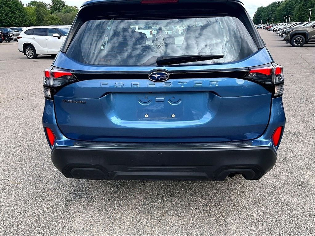 Used 2025 Blue Subaru Base image 10