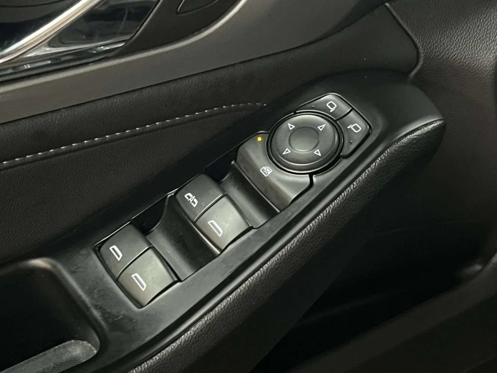 Used 2023 Sterling Gray Metallic Chevrolet LT Cloth image 15