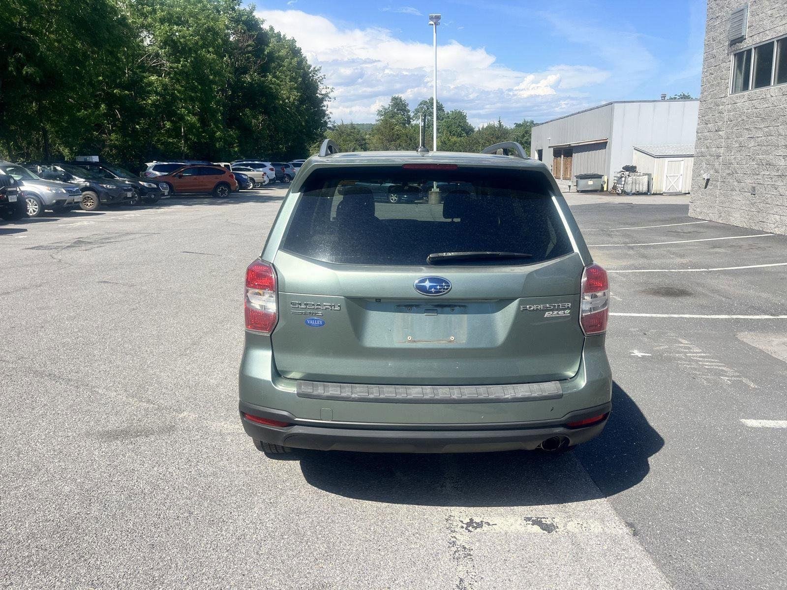 Used 2015 Jasmine Green Metallic Subaru 2.5i Touring image 6