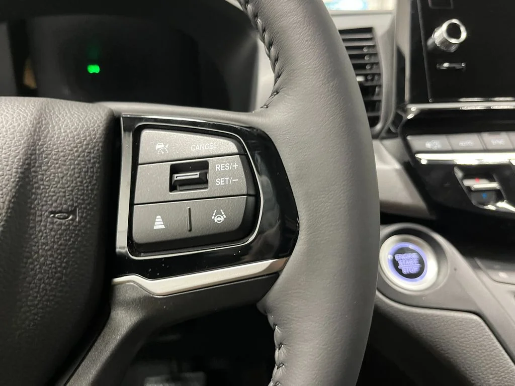 New 2026 Platinum White Pearl Honda EX image 16