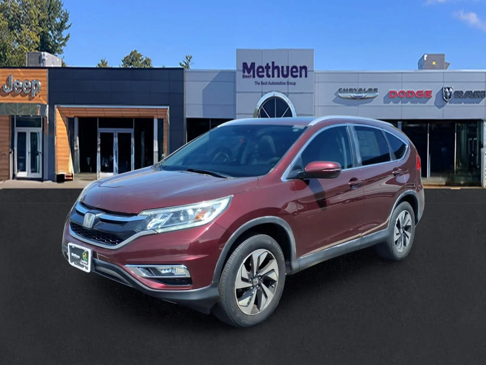 Used 2015 Basque Red Pearl II Honda Touring image 9