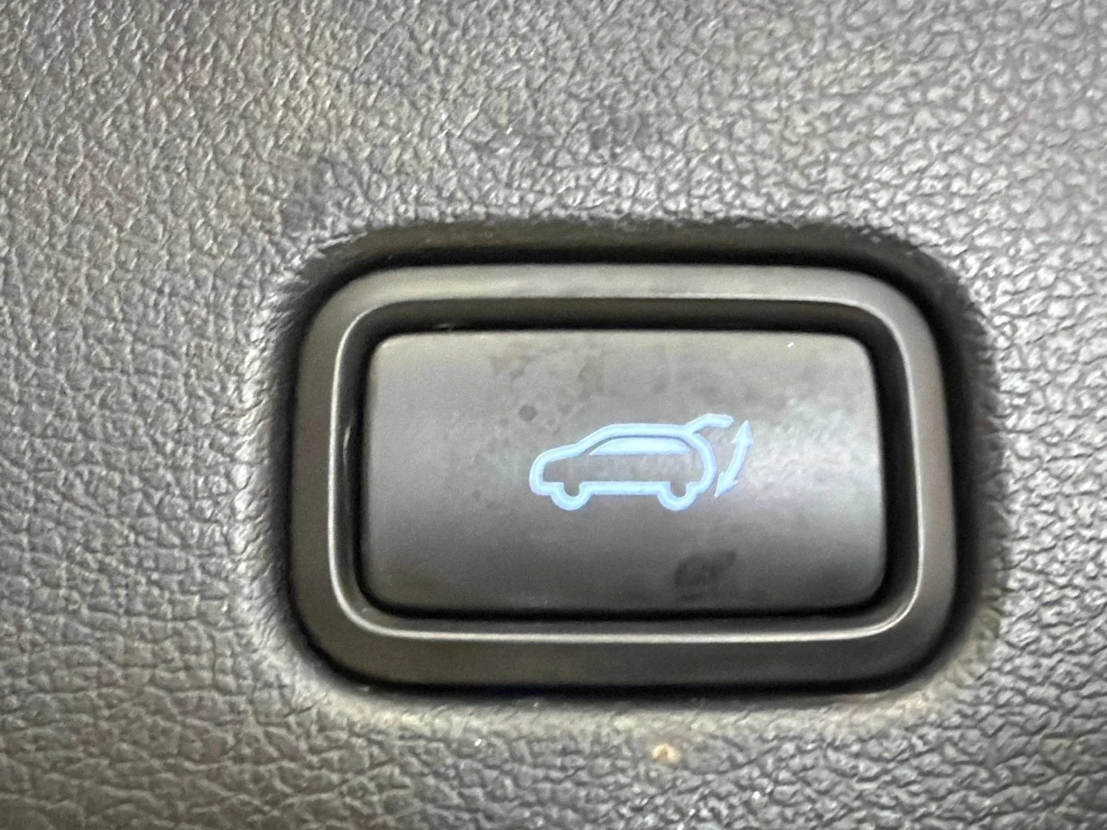 Used 2023 Gray Hyundai SEL image 21