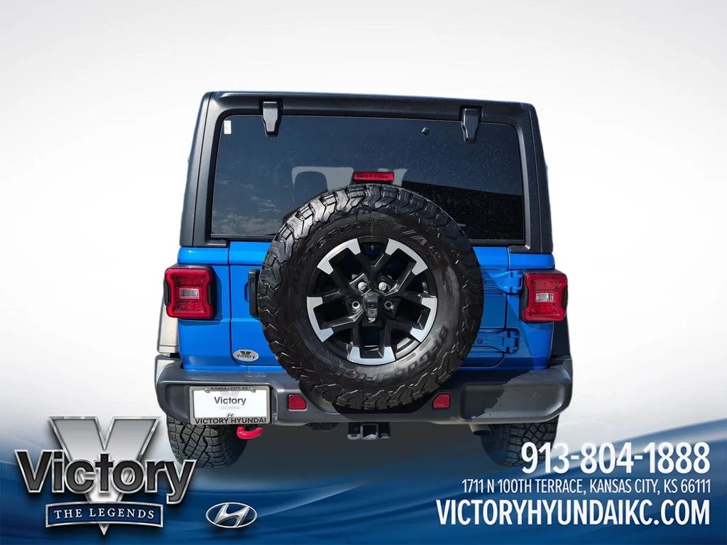 Used 2025 Blue Jeep Rubicon image 4