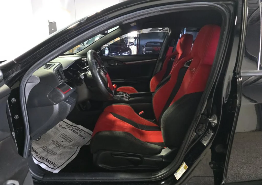 Used 2019 Crystal Black Pearl Honda Touring image 10