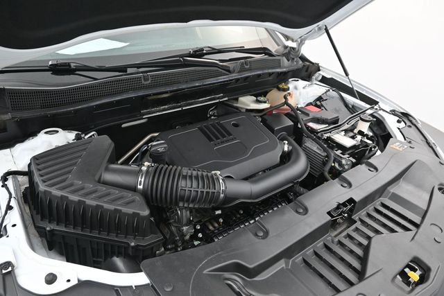 Used 2022 Summit White Chevrolet LT image 26