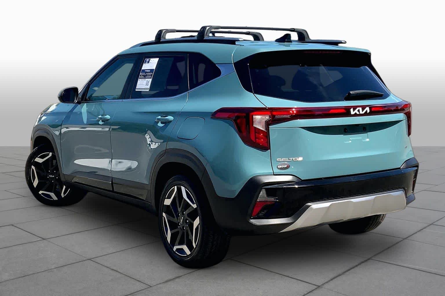 Used 2024 Pluton Blue Kia SX image 11
