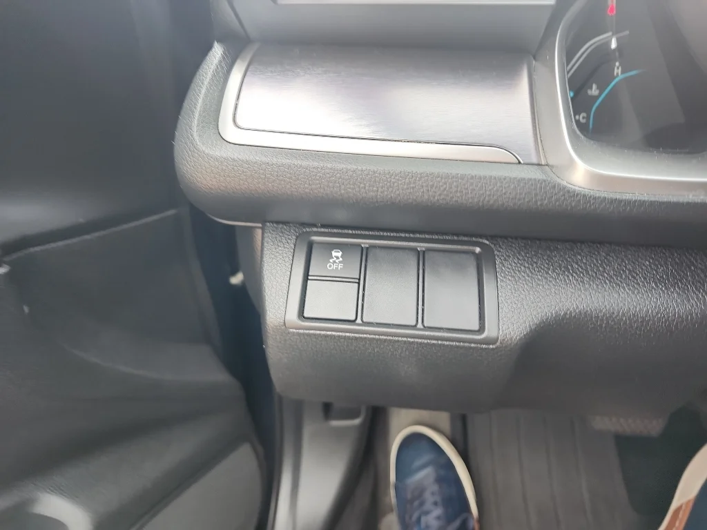 Used 2018 Modern Steel Metallic Honda EX-L image 29