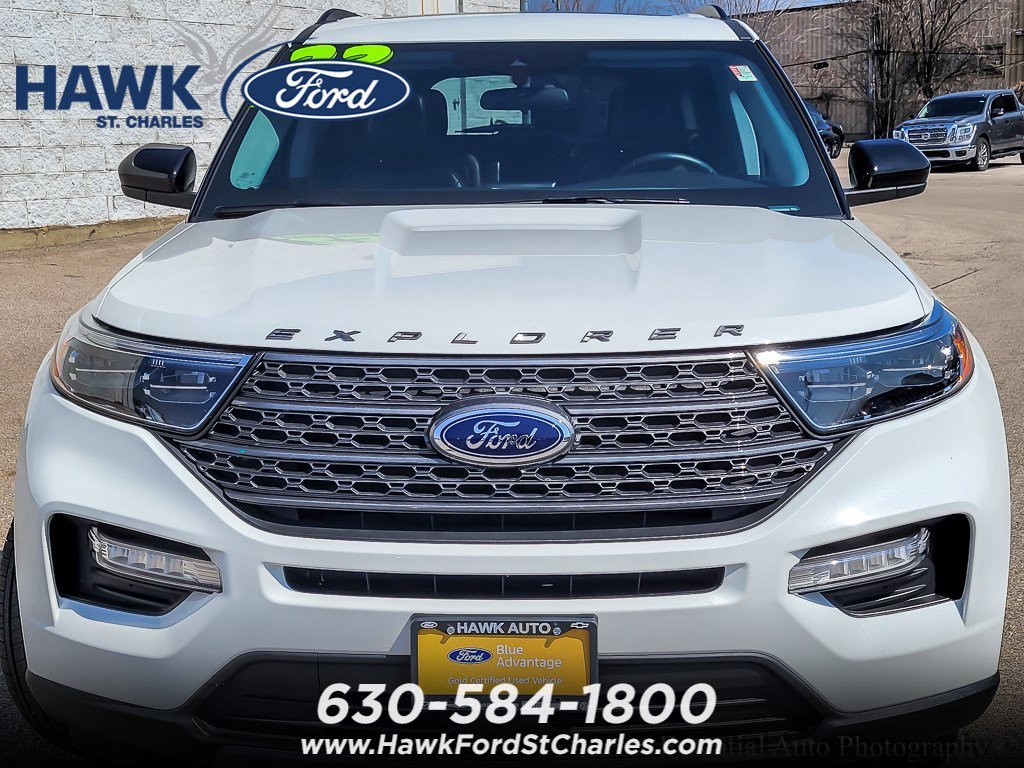 Certified Used 2023 White Metallic Ford XLT image 4