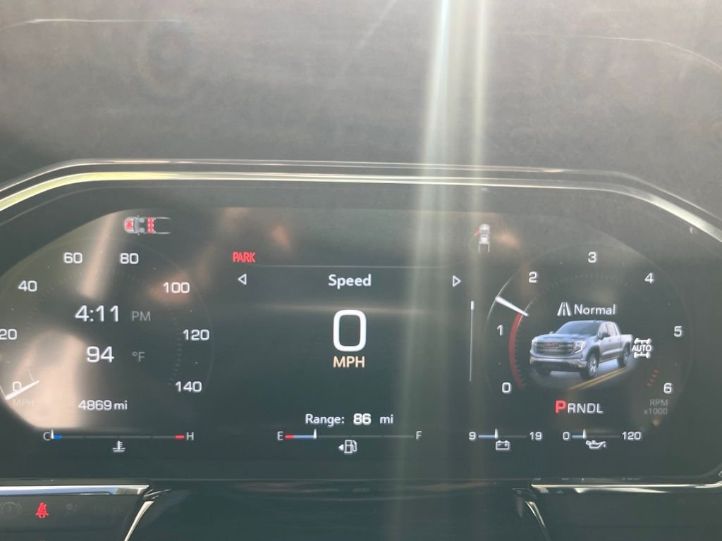 Used 2026 White GMC Elevation image 7