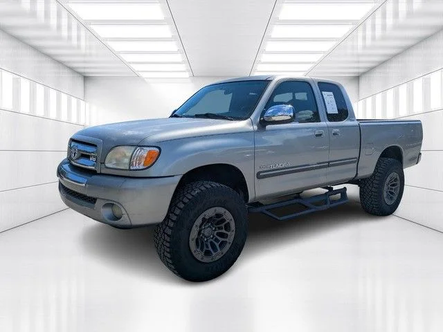 Used 2003 Silver Toyota SR5 image 1