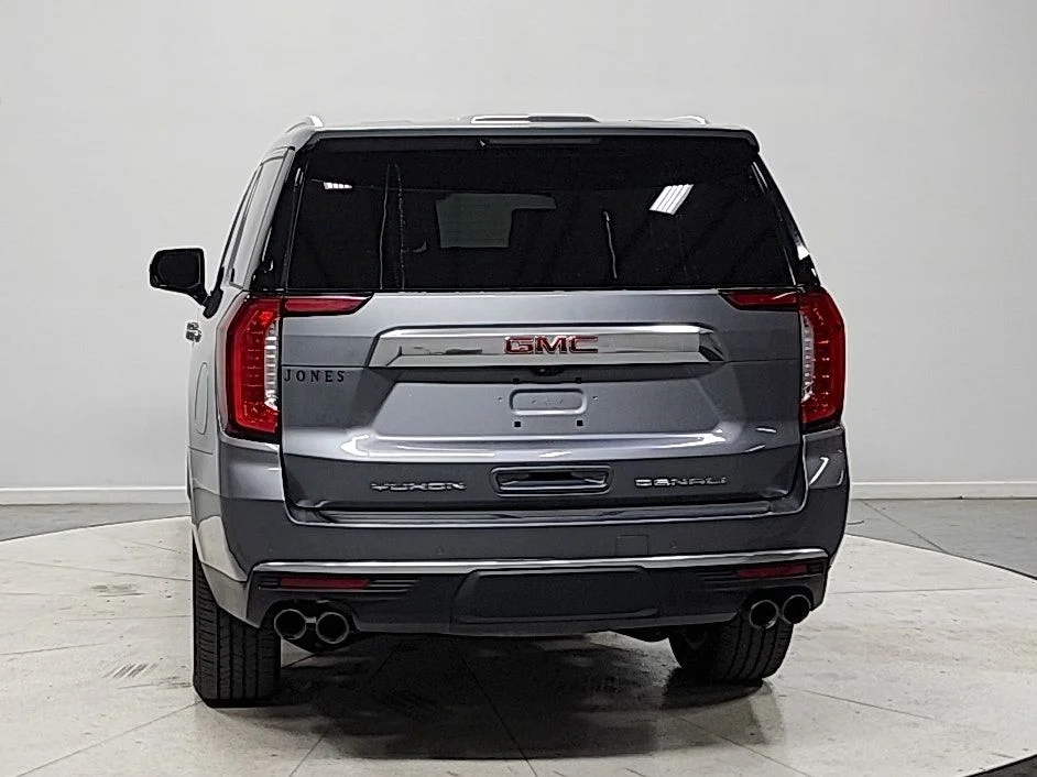 Used 2021 Gray GMC Denali image 6