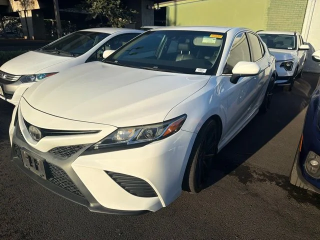 Used 2018 White Toyota SE image 2