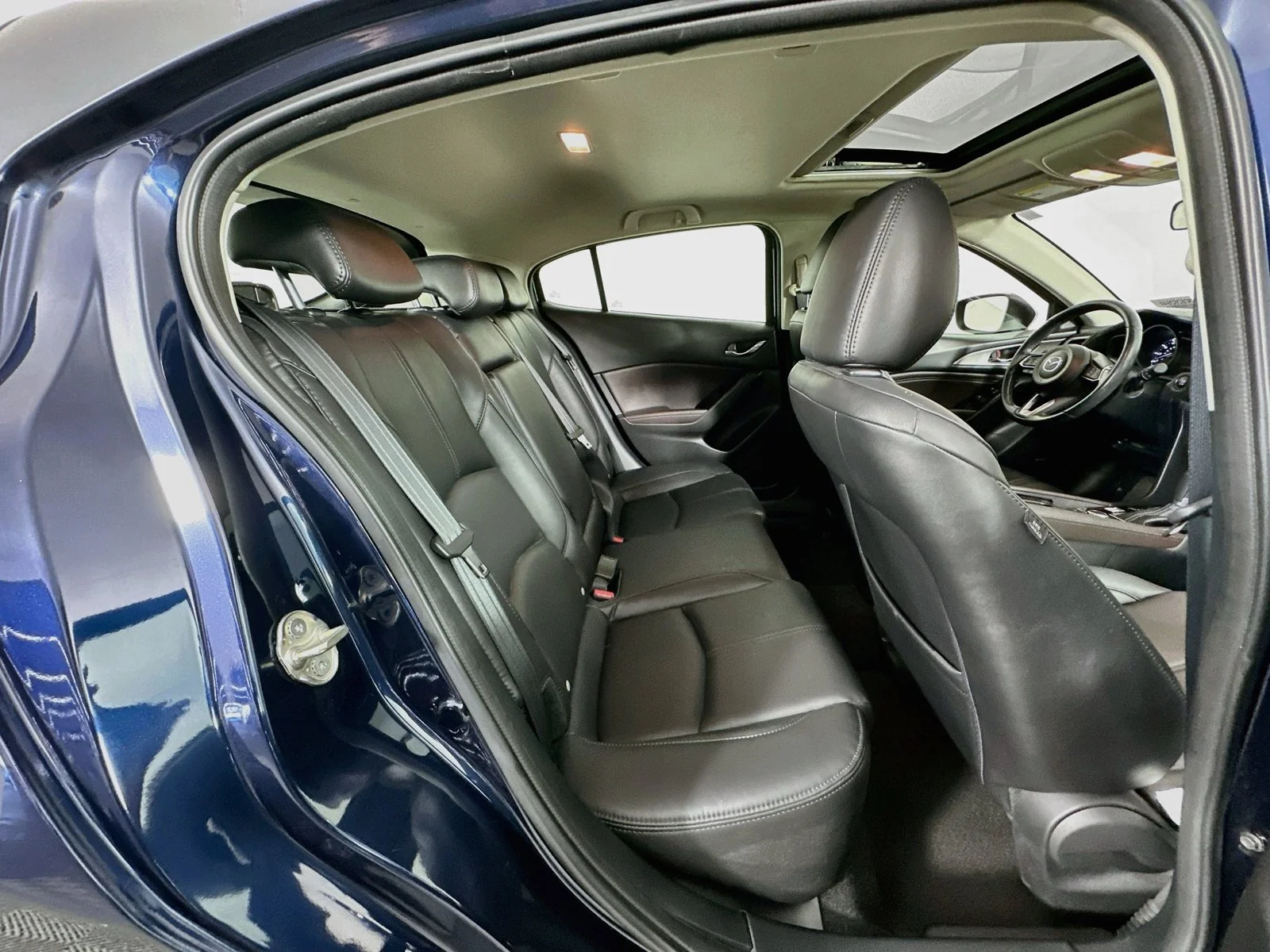 Used 2018 Deep Crystal Blue Mica Mazda Touring image 28