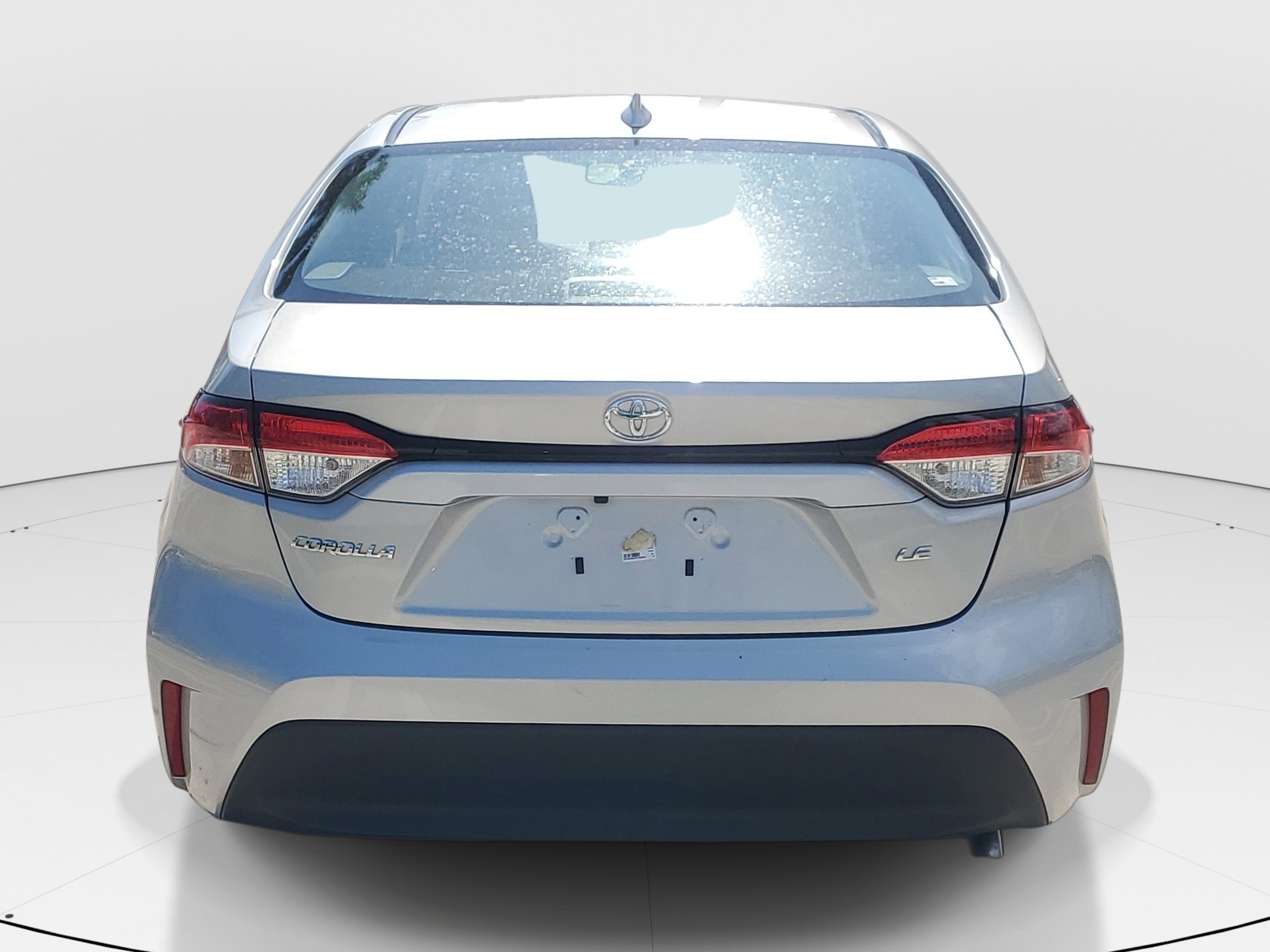 Certified Used 2025 Classic Silver Metallic Toyota LE image 4
