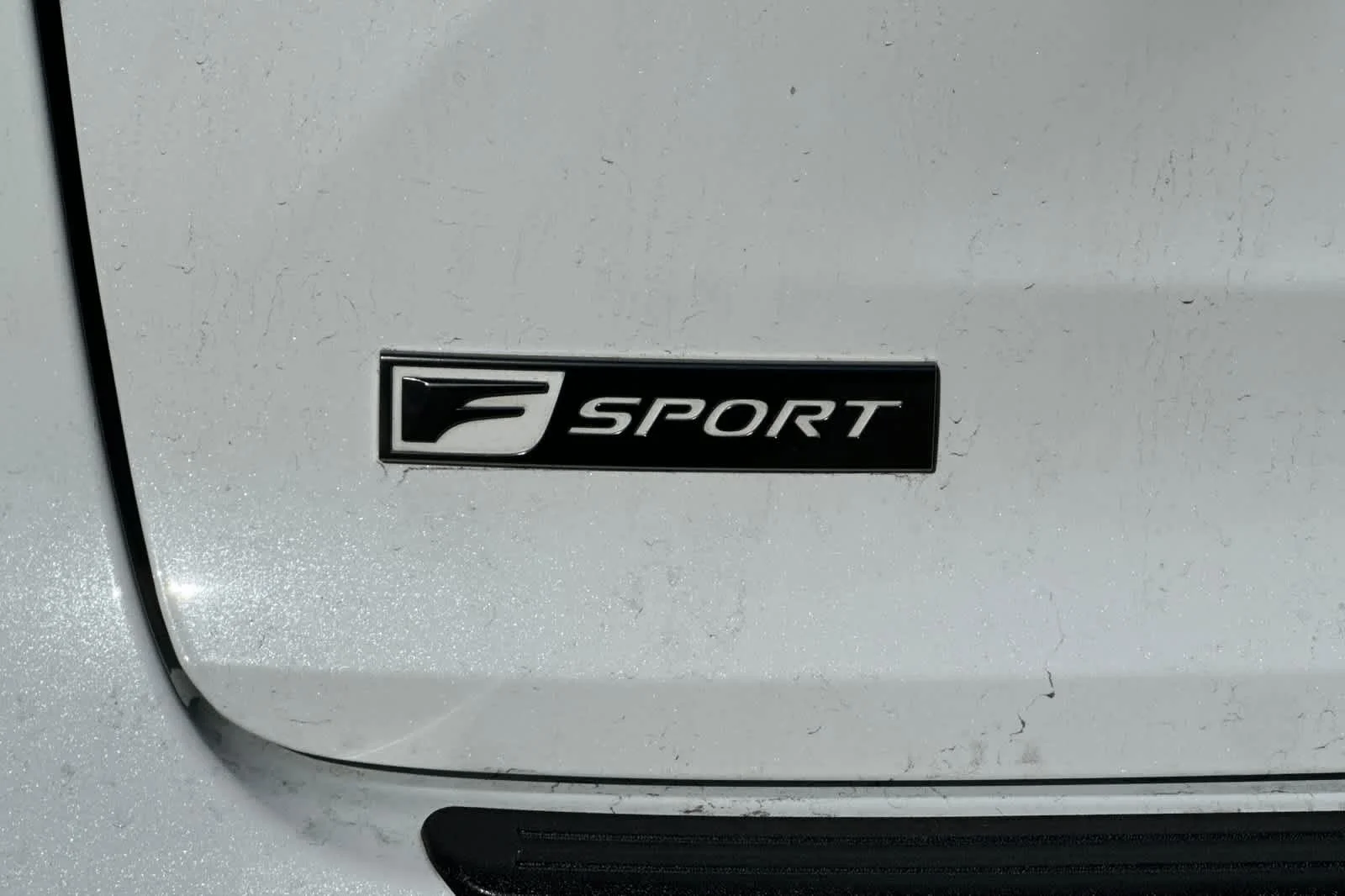 Used 2019 White Lexus F SPORT image 7