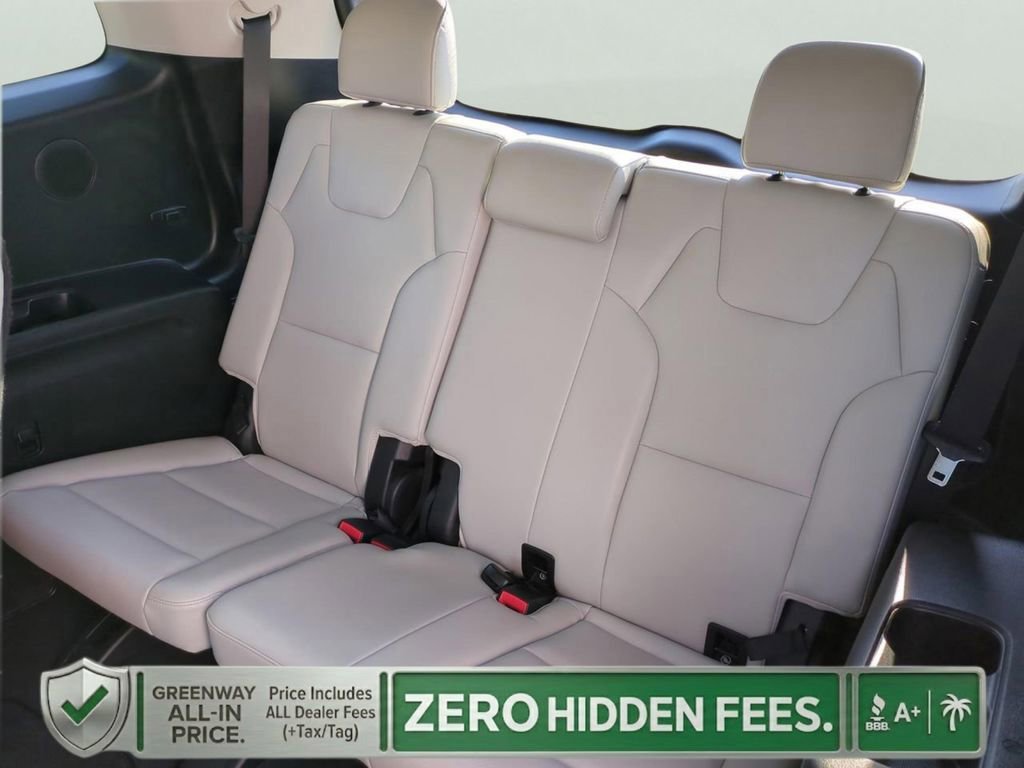 Used 2023 Everlasting Silver Kia SX image 11