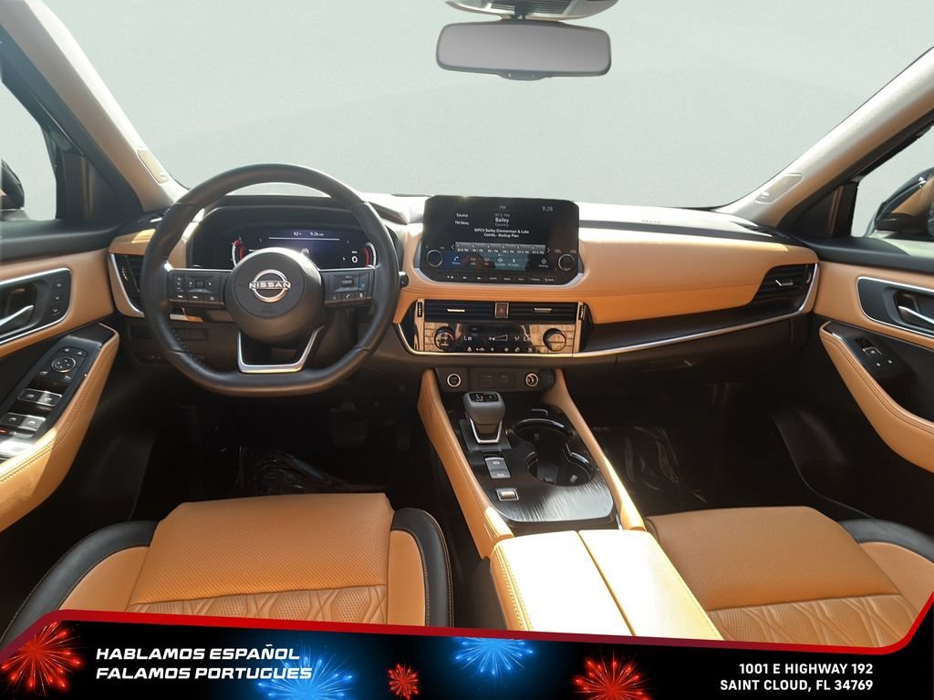 Used 2023 Black Nissan Platinum FWD image 28