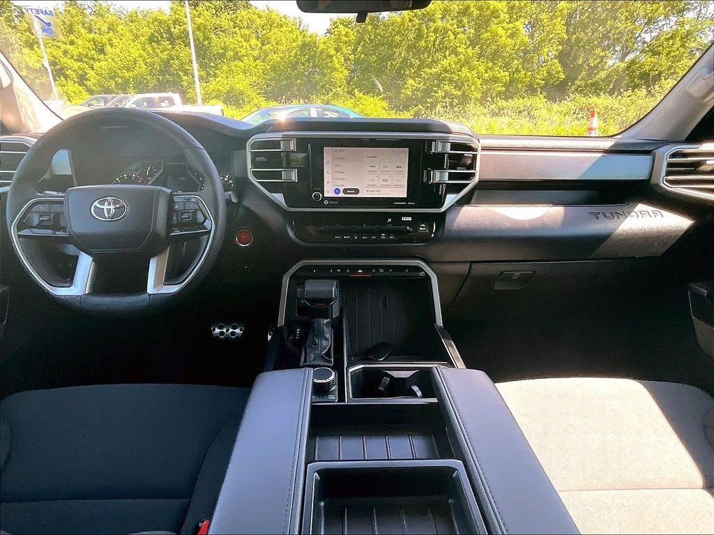 Certified Used 2023  Toyota SR5 image 21
