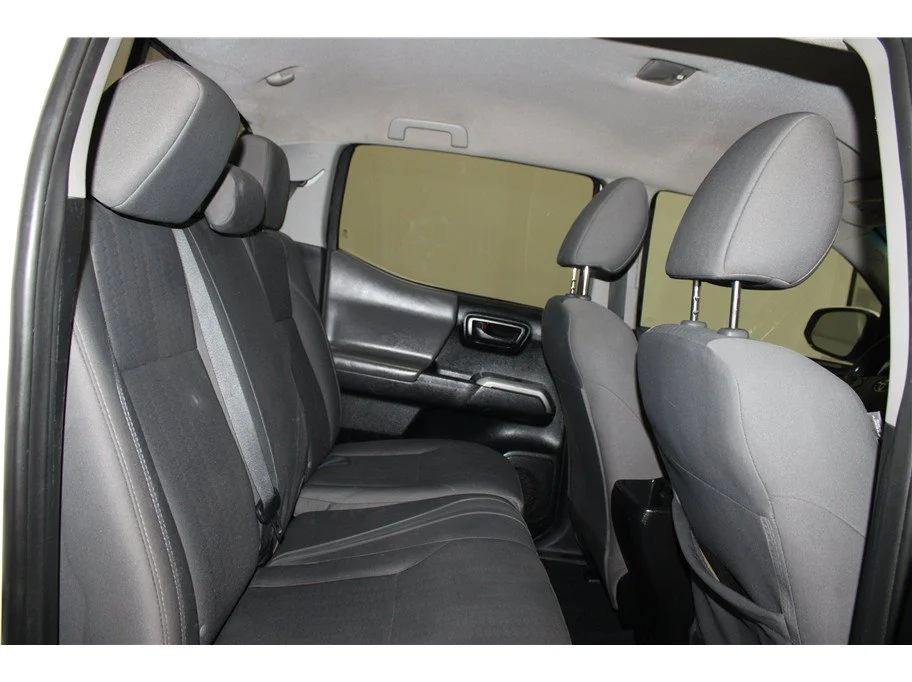 Used 2016 White Toyota SR5 Pickup 4D 5 ft image 17