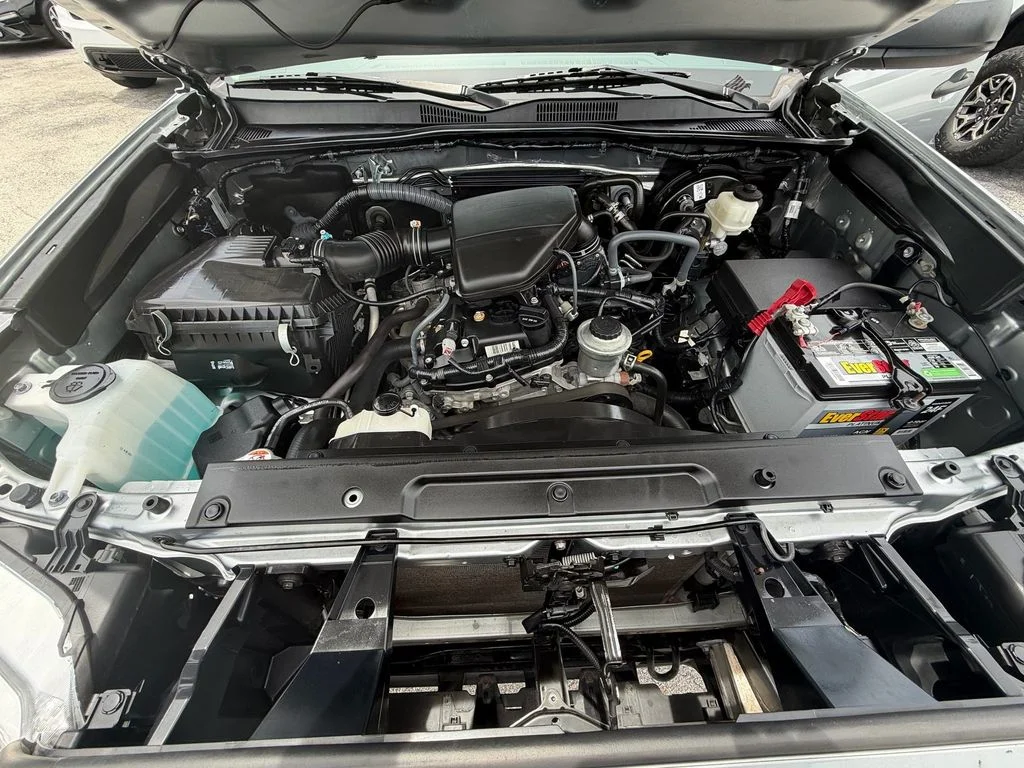Used 2023 Silver Toyota SR image 17