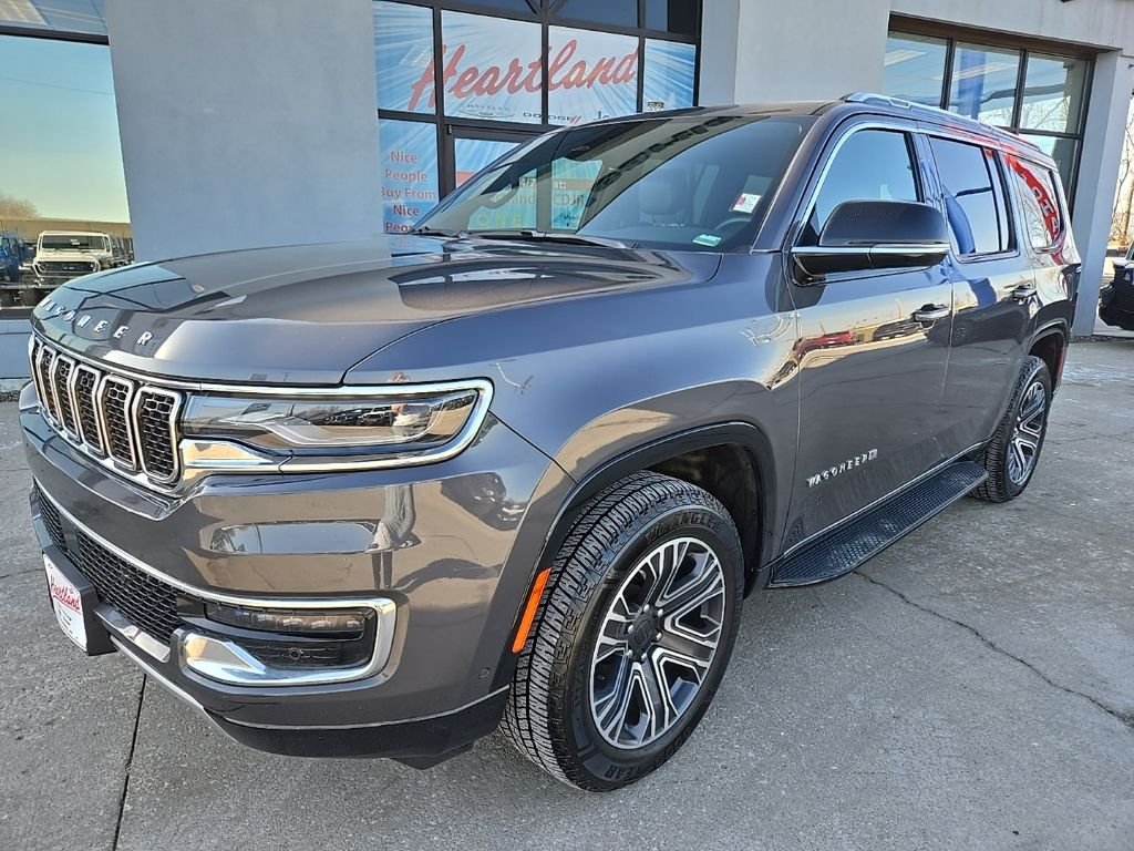 Used 2024 Jeep Wagoneer Series II with VIN 1C4SJVBP3RS171307 for sale in Kansas City